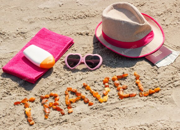 Travel Smart: Why Buying Currency Online Keeps You Safer